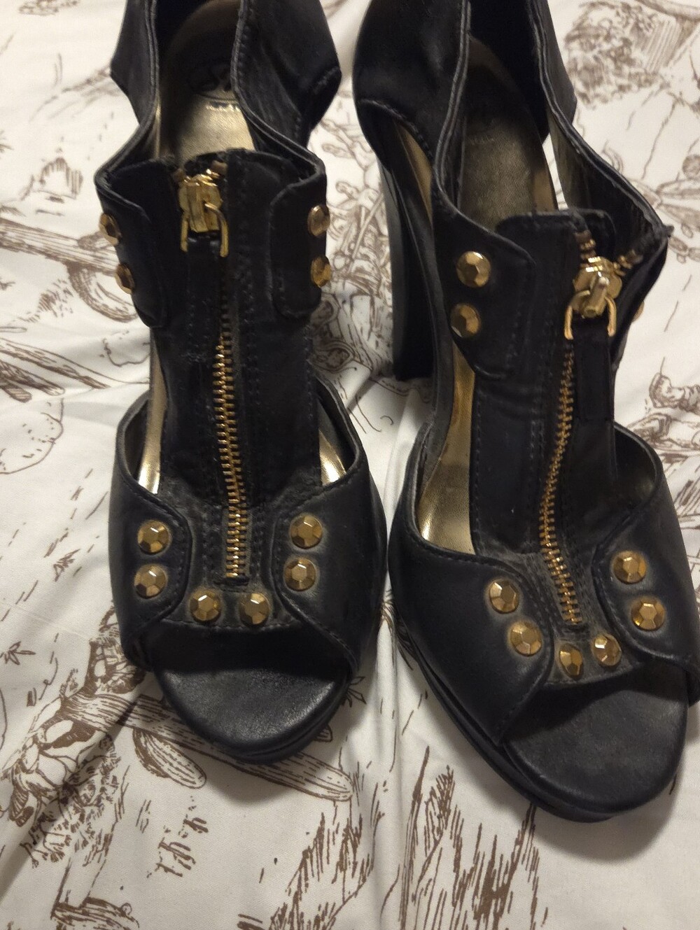 Black High Heels Women's Size 10. Real Leather.